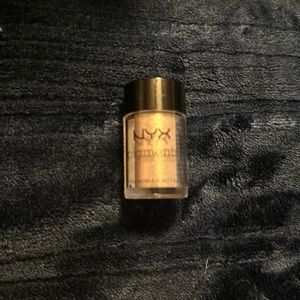 Nyx pigment
